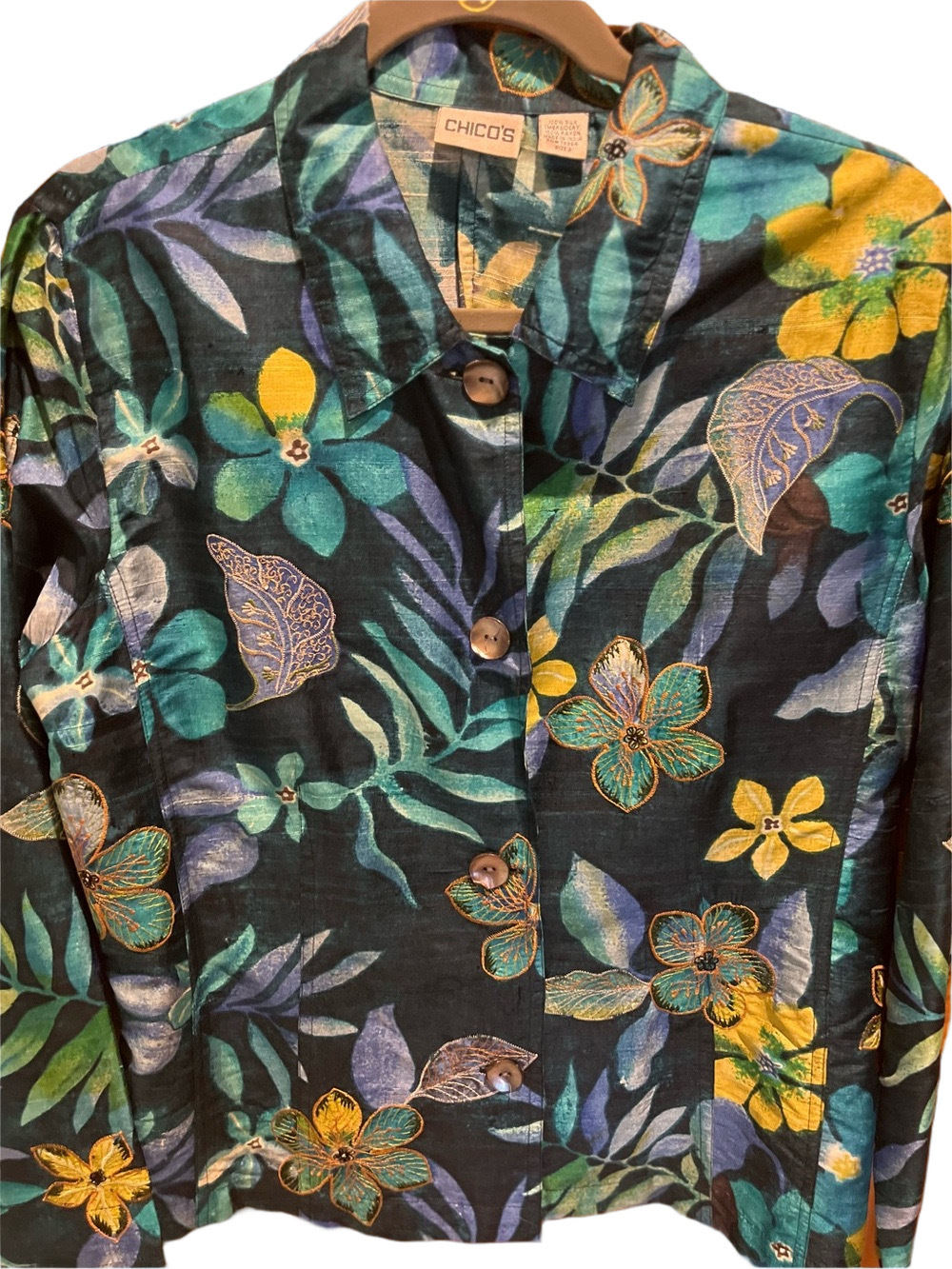 45. WOMENS CHICO’S 2/L DETAIL JACKET